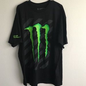 Monster energy XL T-shirt NWOT